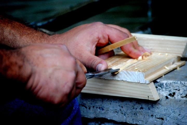 La costruzione di un ancia in canna fatta a mano come da tradizione